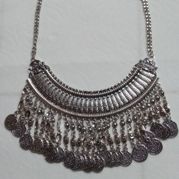Beautiful Statement Necklace NWOT - Picture 2 of 5